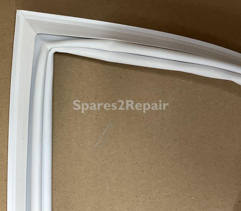 Hisense Gorenje Freezer Door Seal - 250162 Magnetic Gasket Mt5-16-2 55-l-493